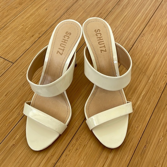 Schutz Arielle Mules in patent leather cream white - Picture 1 of 2